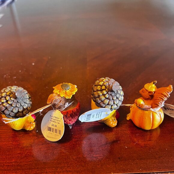 Autumn miniature Squirrel Figurines In Acorn & Pumpkin Design Set Of 4 resin - Picture 6 of 9